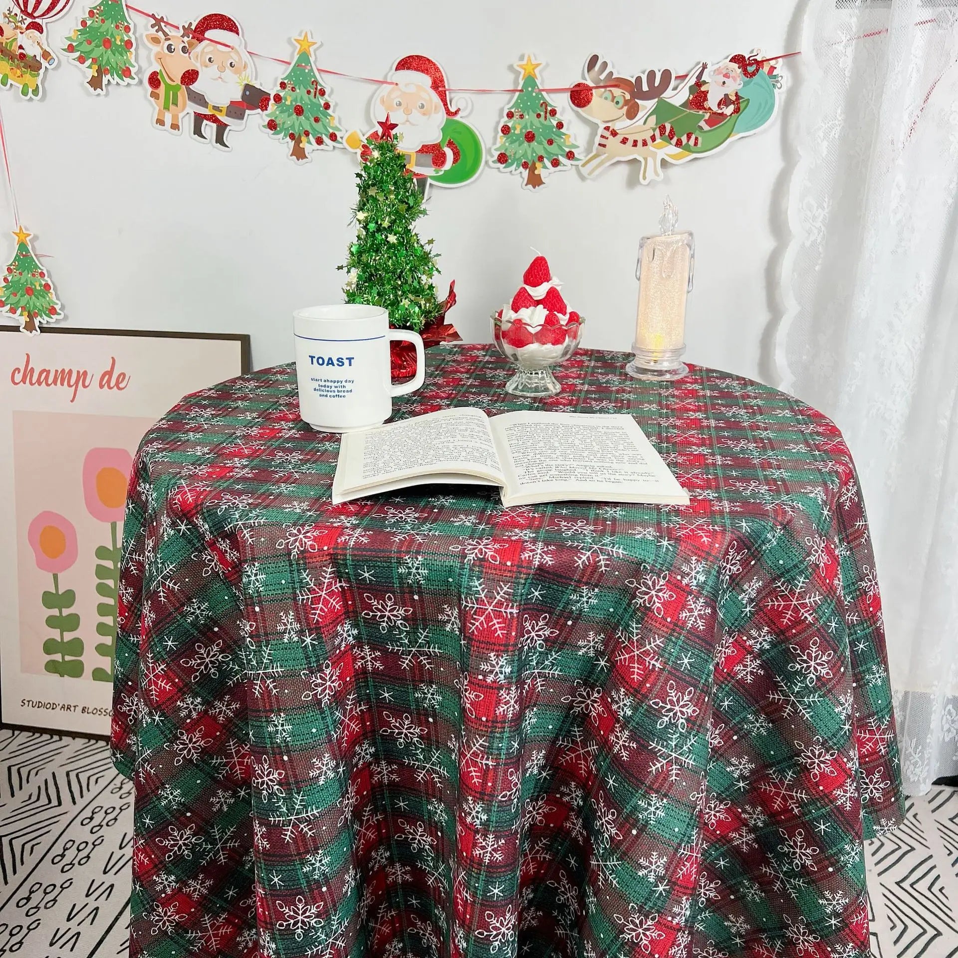Christmas Tablecloth Round Wear-Resistant, Dust-Proof, Reversible Xmas Patterns for Dining Party