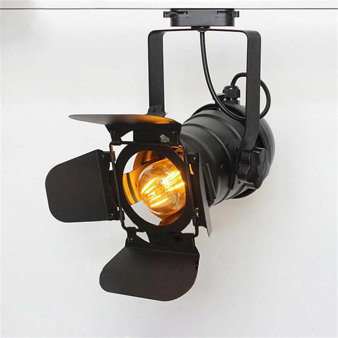 Lampada da binario vintage E27, faretto industriale per loft, lampada da binario nera con barndoor, illuminazione per negozi di abbigliamento